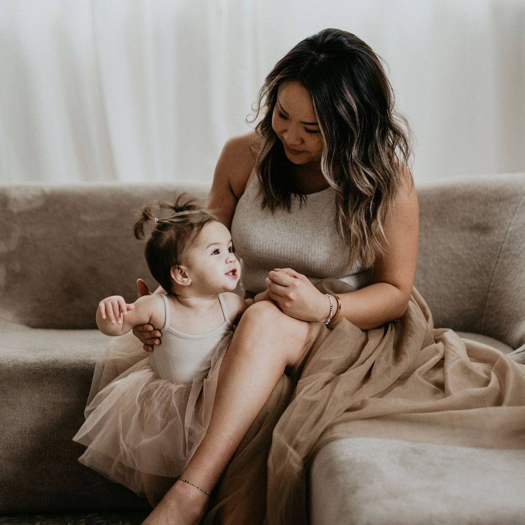 Motherhood Mini Session with Avanew Studios - Gold Package