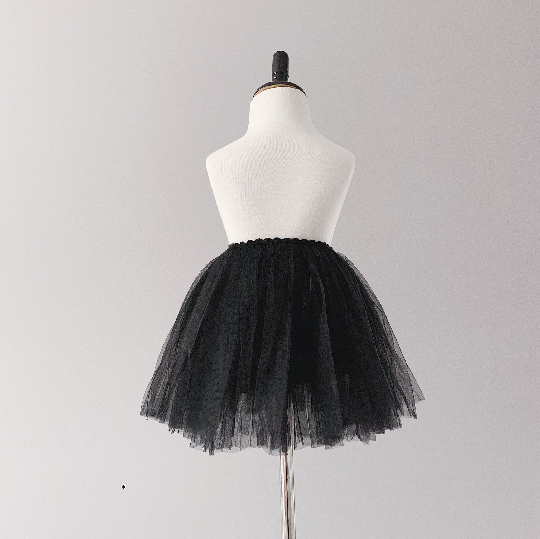 Black tulle hotsell skirt canada